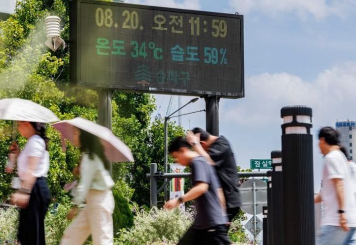 South Korea Heatwave Death Toll Reaches 16 as Seoul Issues Historic Warning